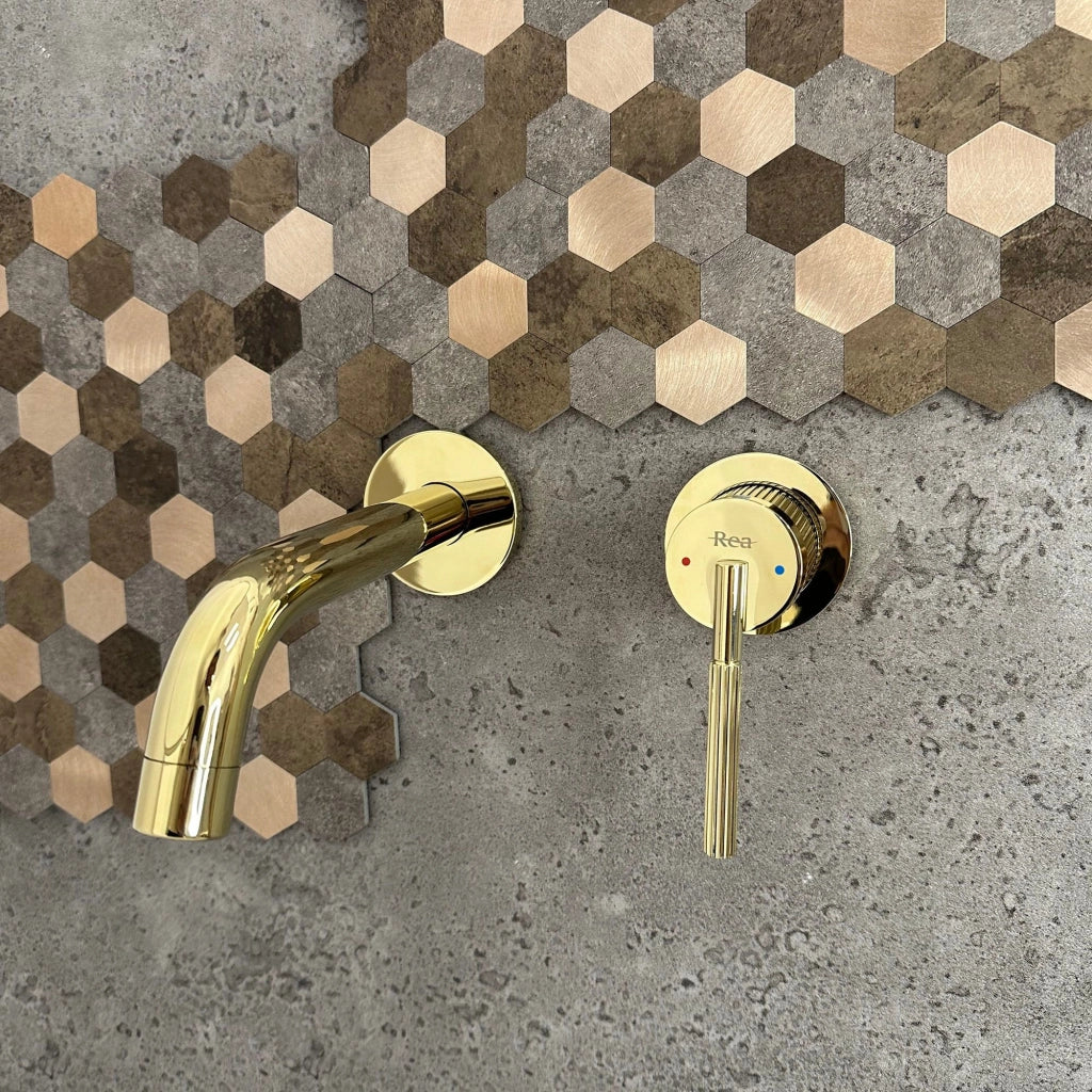 Rubinetto Da Parete Rea Argon Gold + Box