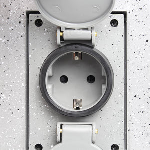 Presa multipla effetto granito per esterno 4 attacchi protezione IP44 2 interruttori