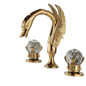 ADRIAN | Rubinetto da bagno a 3 fori grande cigno oro |per vasca dal design lussuoso per catering alberghiero miscelatore per lavabo a 2 maniglie