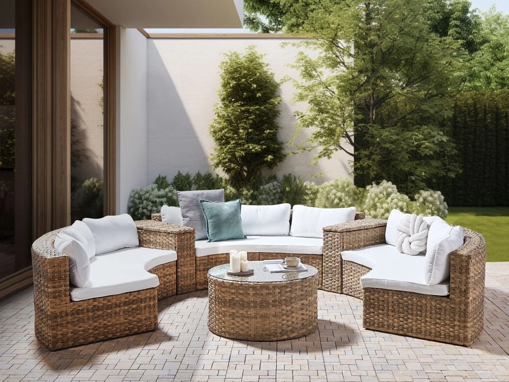 Set divano ad angolo da giardino marrone dorato finto rattan a forma di U 9 posti cuscini bianchi curvi con tavolo set di conversazione