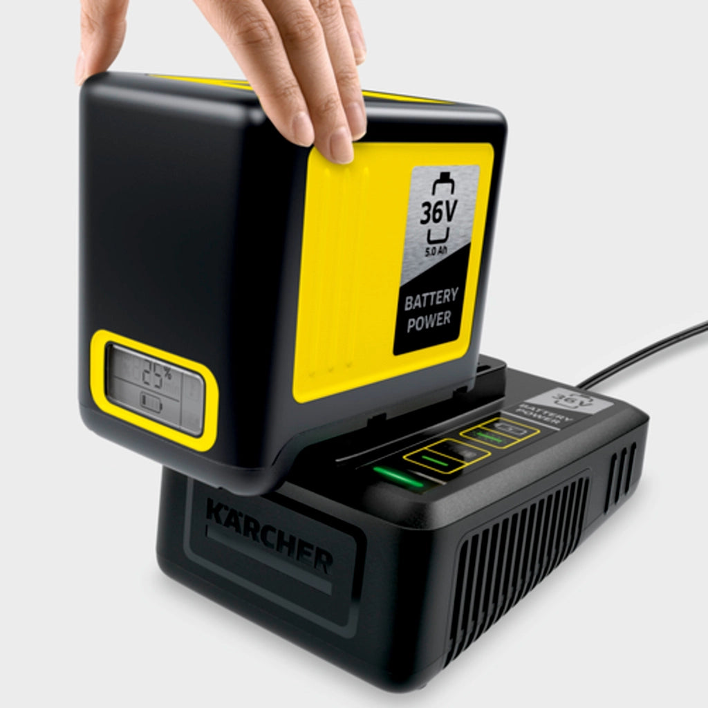 Karcher Starter Kit Battery 36/50: Batteria 36/50 + Caricabatterie rapido - compatibili con tutte le macchine con batteria 36V