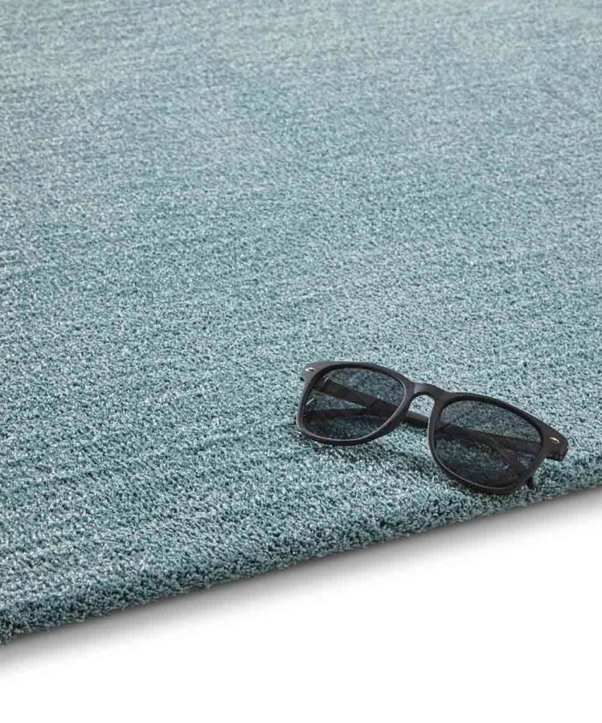 Tappeto FEEL AZZURRO cm.80x150 tinta unita moderno, pelo morbido resistente e lavabile in lavatrice