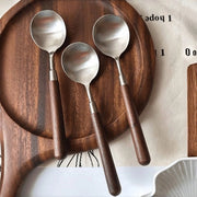 Set di posate da tavola in legno con manico di legno, cucchiai da servire in acciaio inossidabile, cucchiaio da dessert in legno, posate d'argento con manico di legno marrone, 3 pezzi.