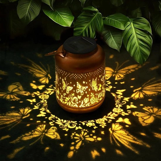 Lanterne solare per esterni, forma farfalla, impermeabile IP65, decorazione giardino, lanterna solare per esterni, regali di Natale per mamma, donne, lanterna LED metallica appesa, balcone