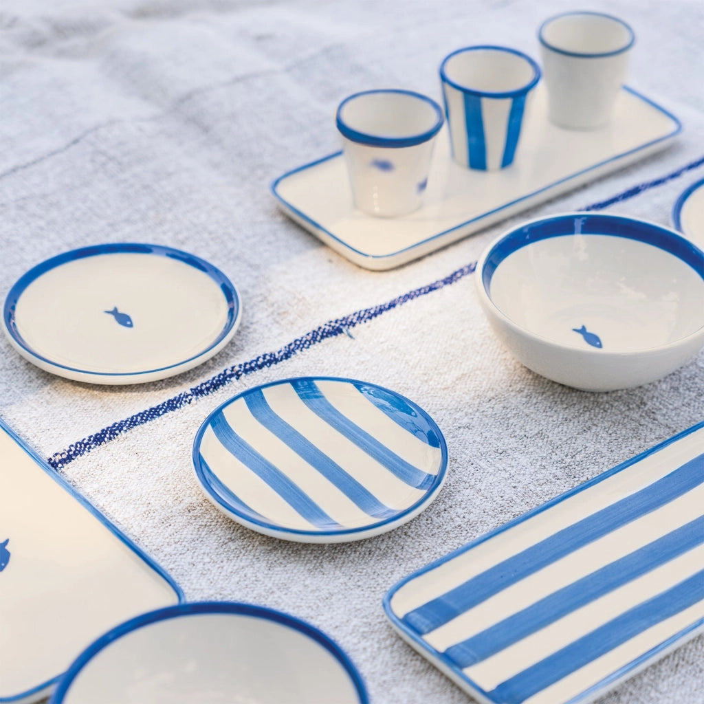 Zafferano Set 6 Bicchierini Stencil Collezione Lido in Ceramica Decorata a Mano Pesciolini Azzurri per Caffè e Dessert Prodotto Artigianale Italiano