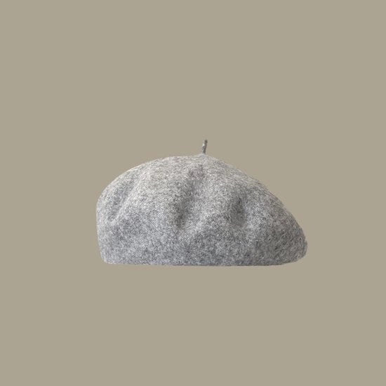 Cappello di colore grigio chiaro, cappello da pittore versatile con grande cerchia oculare