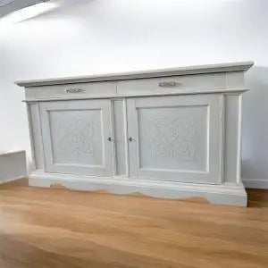 Credenzone madia Alberta in legno 2 ante 2 cassetti bianco anticato con rilievo