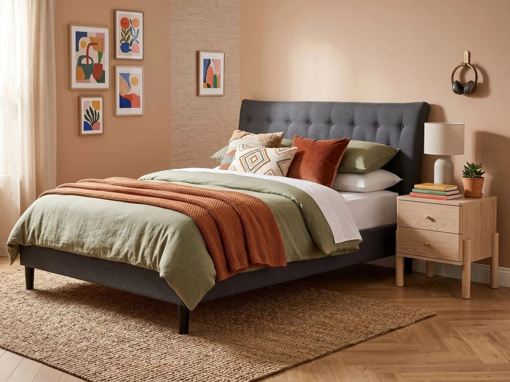 Letto a doghe Tessuto in poliestere grigio scuro Gambe in legno imbottite Testiera capitonné 160 x 200 cm Design moderno