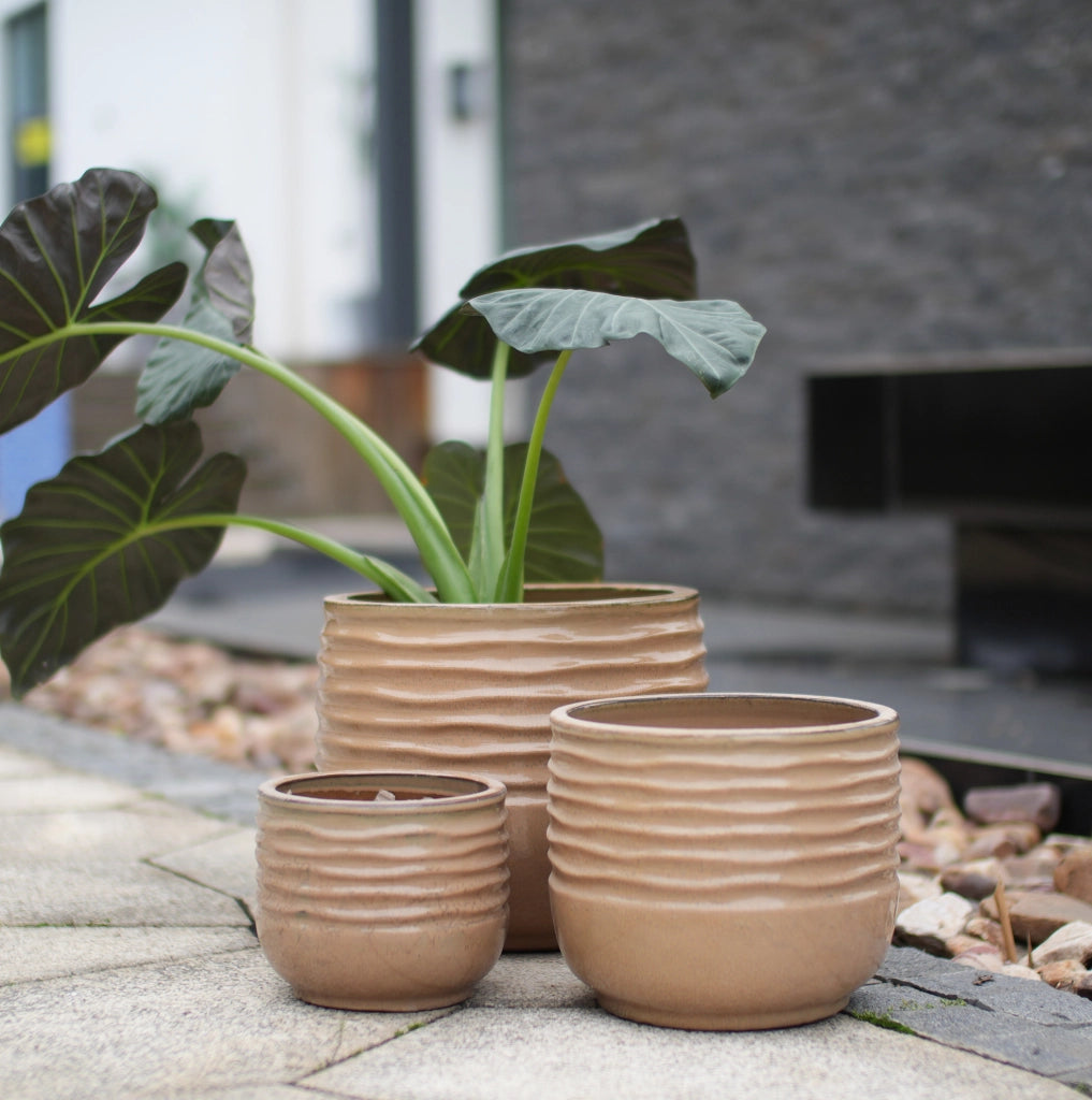 Set di 3 Vasi da Giardino in Ceramica Artigianale Ø36/26/20 cm, Glassa Marrone Chiaro Lucida con Righe Orizzontali, Traspiranti e Resistenti al Gelo, con Foro di Drenaggio