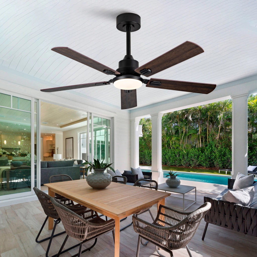 Ventilatore da soffitto da 52 pollici con luce LED dimmerabile; nero e noce scuro; metallo e legno