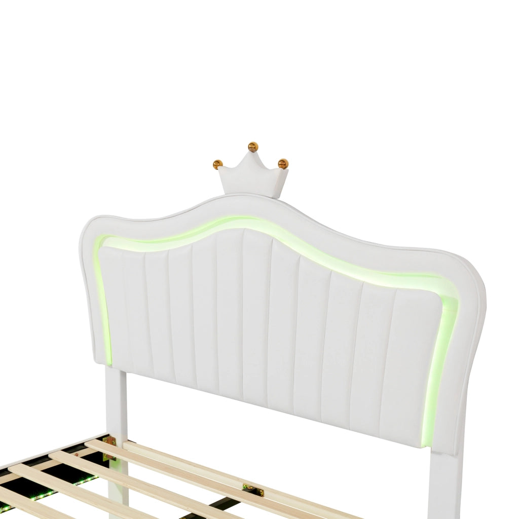 Letto per bambini 140x200 cm con luci LED; imbottito in PU; bianco (Senza materasso)