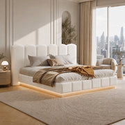 Letto matrimoniale con contenitore 180x200 cm; testiera imbottita in bouclé bianco con LED