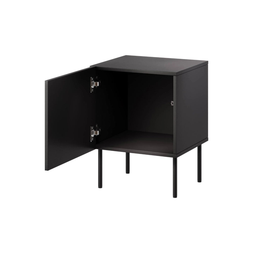Set di 2 comodini Viano, Comò basso con cassetto e vano interno, Finitura effetto liscio con dettaglio geometrico, 45x42 h59 cm, Nero