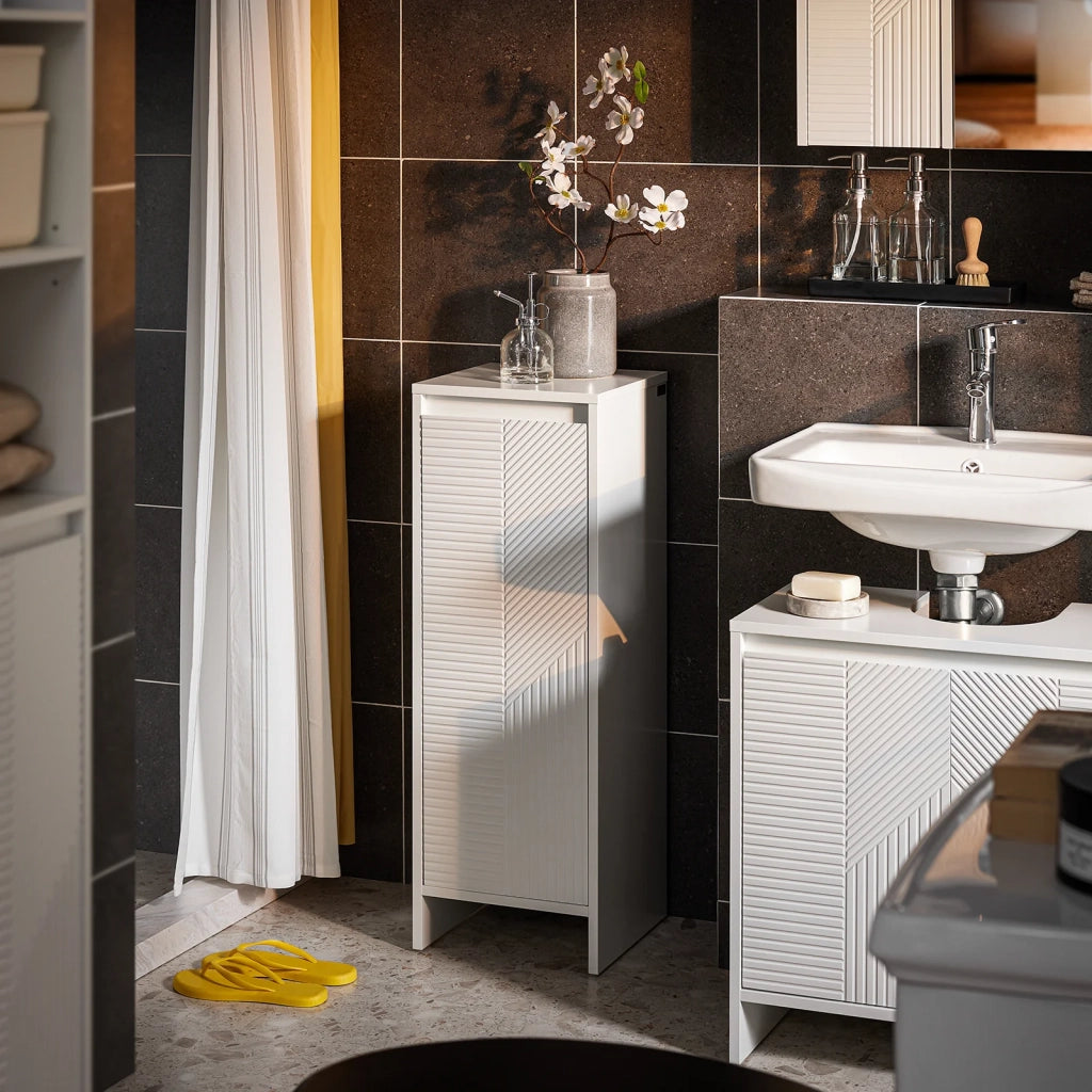 Portabiancheria Bianco per Bagno, Mobiletto Salvaspazio con Cesto per Biancheria, 30x30x87cm BZR154-W