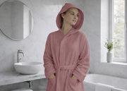 Accappatoio Con Cappuccio In Morbida Spugna Mod. Boutique Tinta Unita Rosa - S-M - Rosa