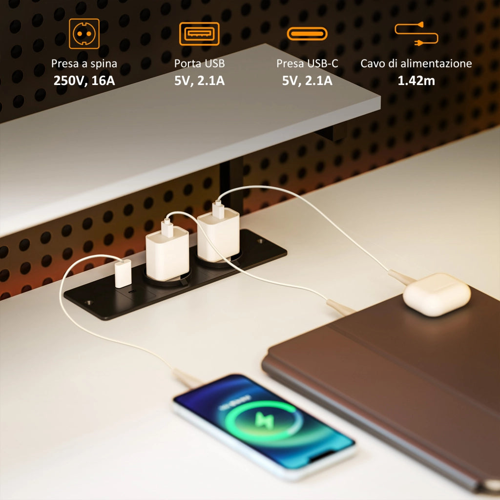 Scrivania Angolare con Presa Elettrica e USB, Scaffale e Supporto per Monitor, Bianco e Nero