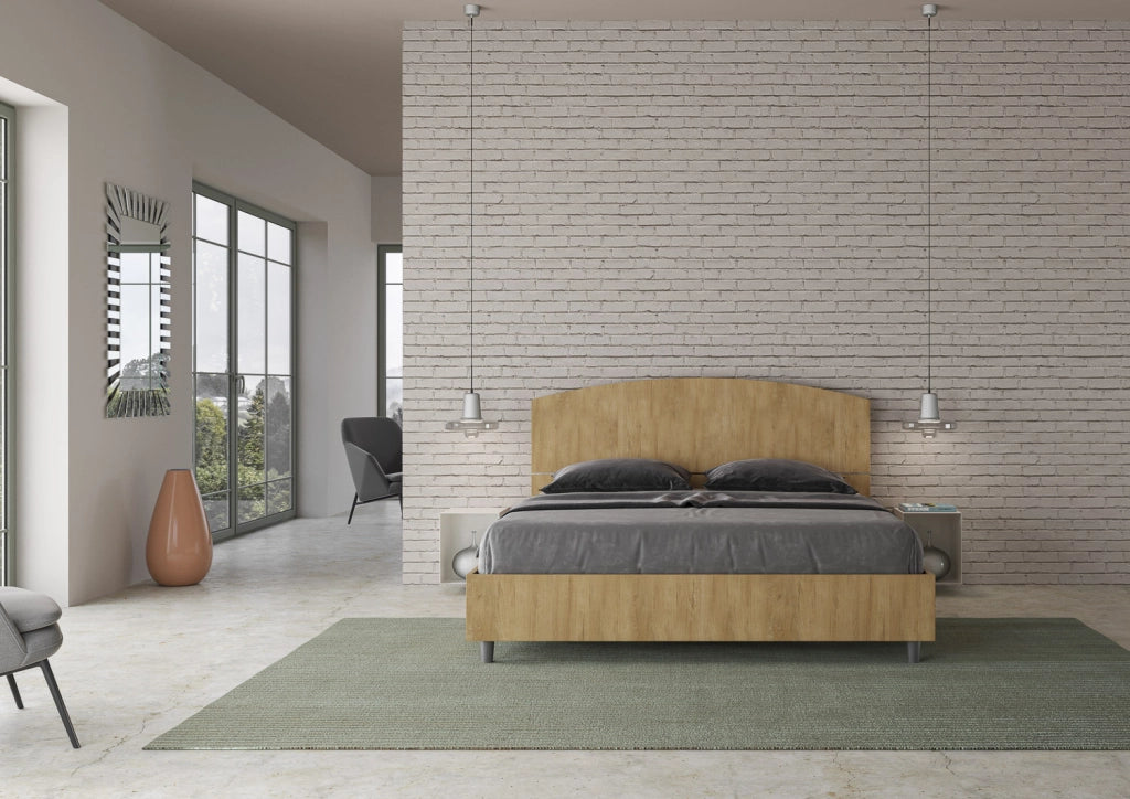 Letto Matrimoniale 160x200 cm con Rete e Contenitore Alzata Comoda Testata Inclinata a Doghe Dora Cemento
