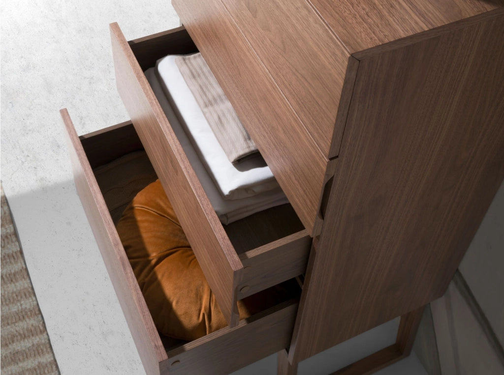 Chiffoniera in noce