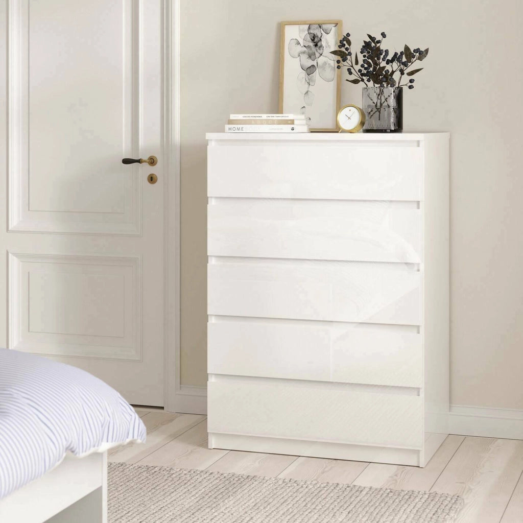 Cassettiera a cinque Ansel, colore bianco lucido, Misure 77 x 113 x 50 cm
