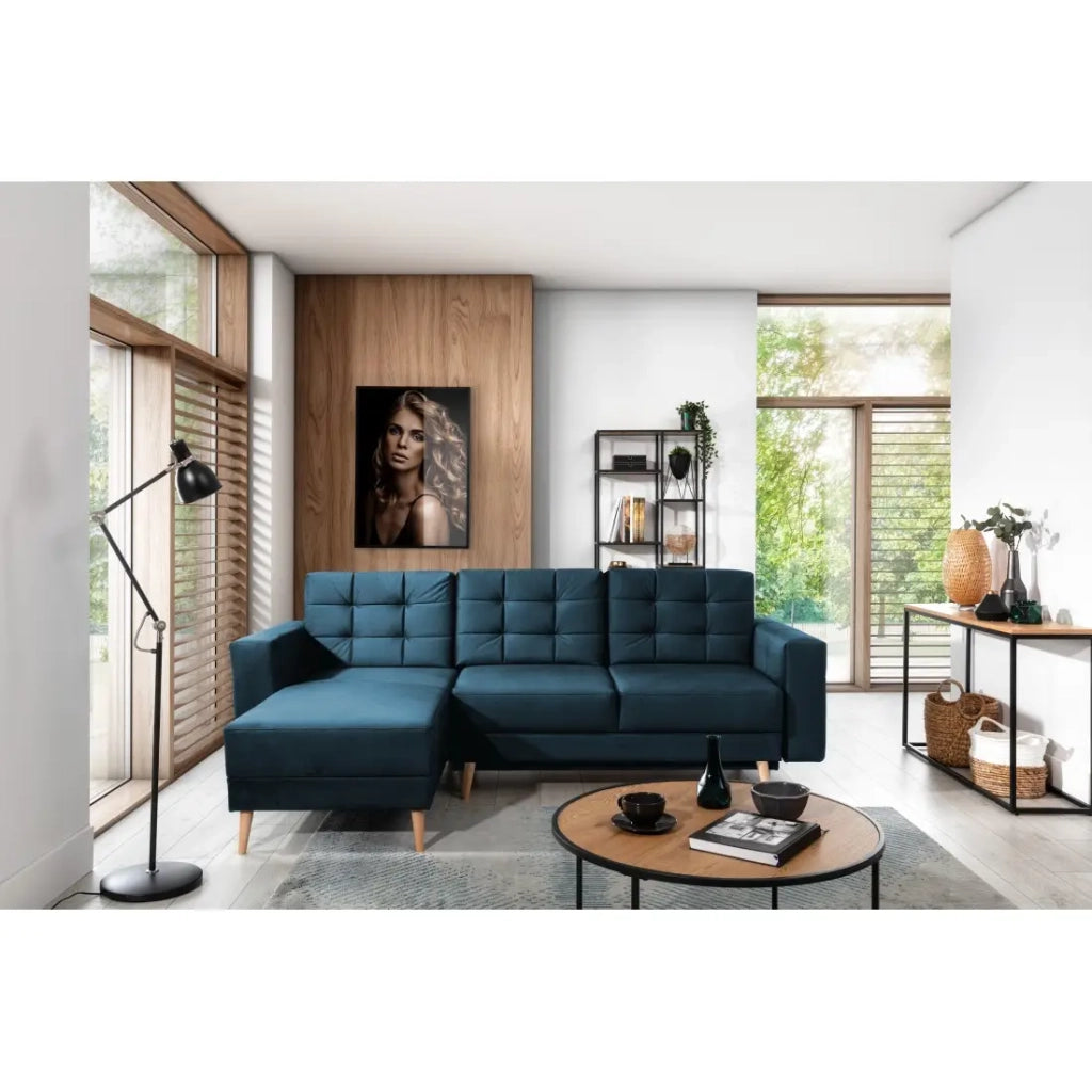 Divano angolare convertibile HASGARD 3 posti blu scuro 248x162 cm – con vano contenitore e piedi in legno