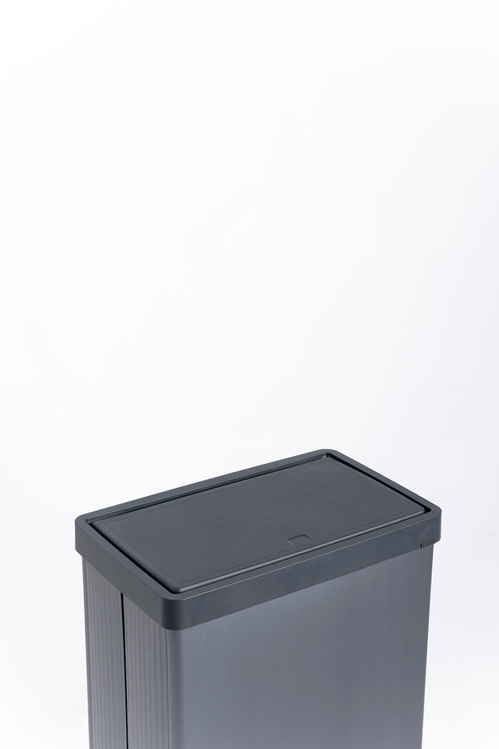 Pattumiera Alta 54L Keter Verto High 43,5x26,5x68,7 cm in Plastica Blu Perla