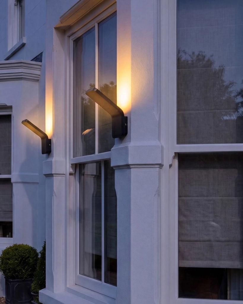 Set di 2 Lampade LED da Parete per Esterni Nere in Alluminio Illuminazione Decorativa d’Accento IP54 Design Moderno