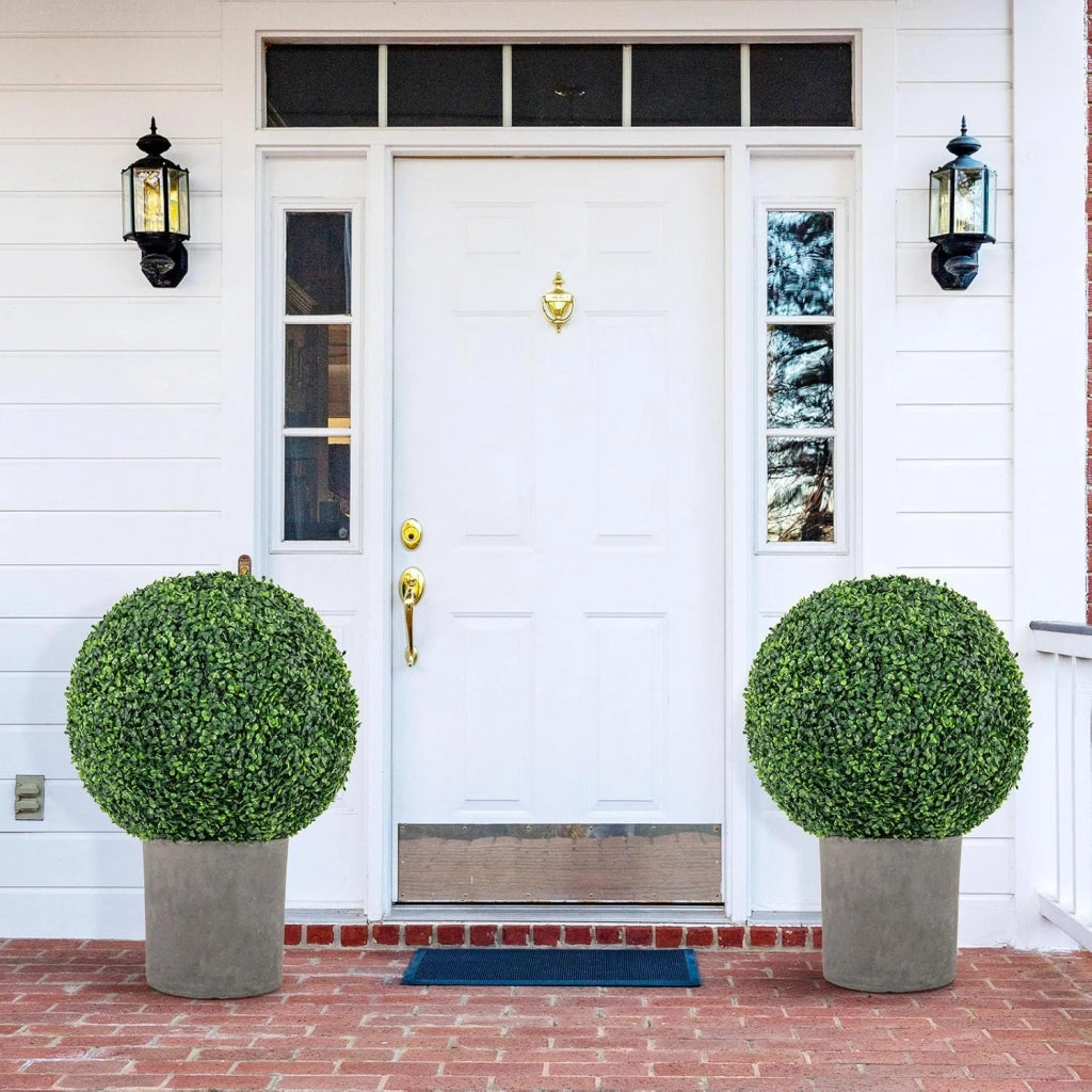 Set di 2 palline di topiaria artificiale, piante sferiche finte, 50 cm, arbusti verdi rotondi, resistenti al sole, palline decorative per giardino, cortile, matrimonio