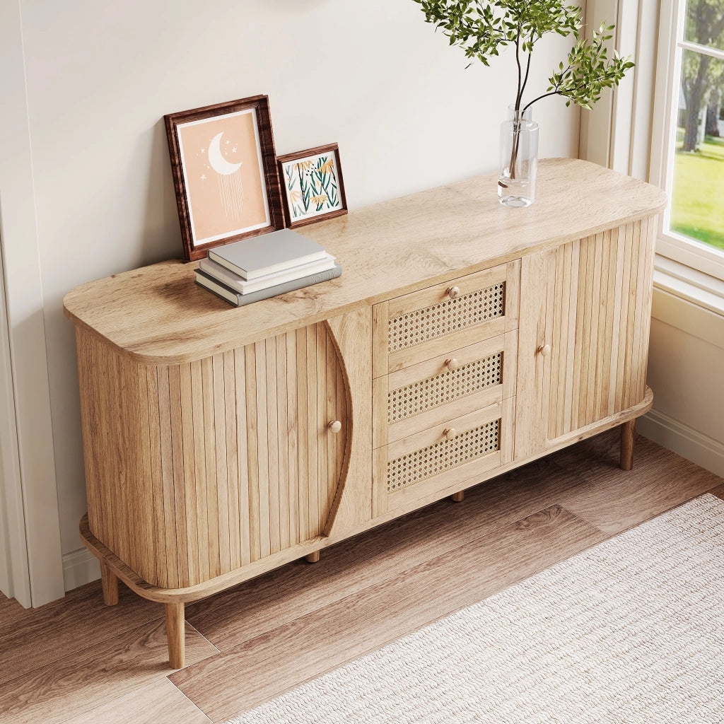Credenza con 2 Ante Scorrevoli; 3 Cassetti in Rattan; Ripiani Regolabili; Piano Arrotondato; Stile Naturale; 140;5??40??76 cm