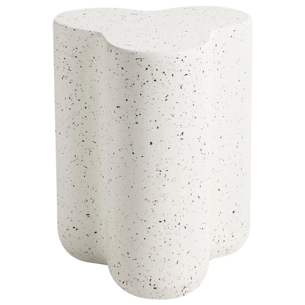 Tavolino bianco con effetto terrazzo in fibra di vetro con ossido di magnesio Forma irregolare Da interno e da esterno Moderno Resistente ai raggi UV