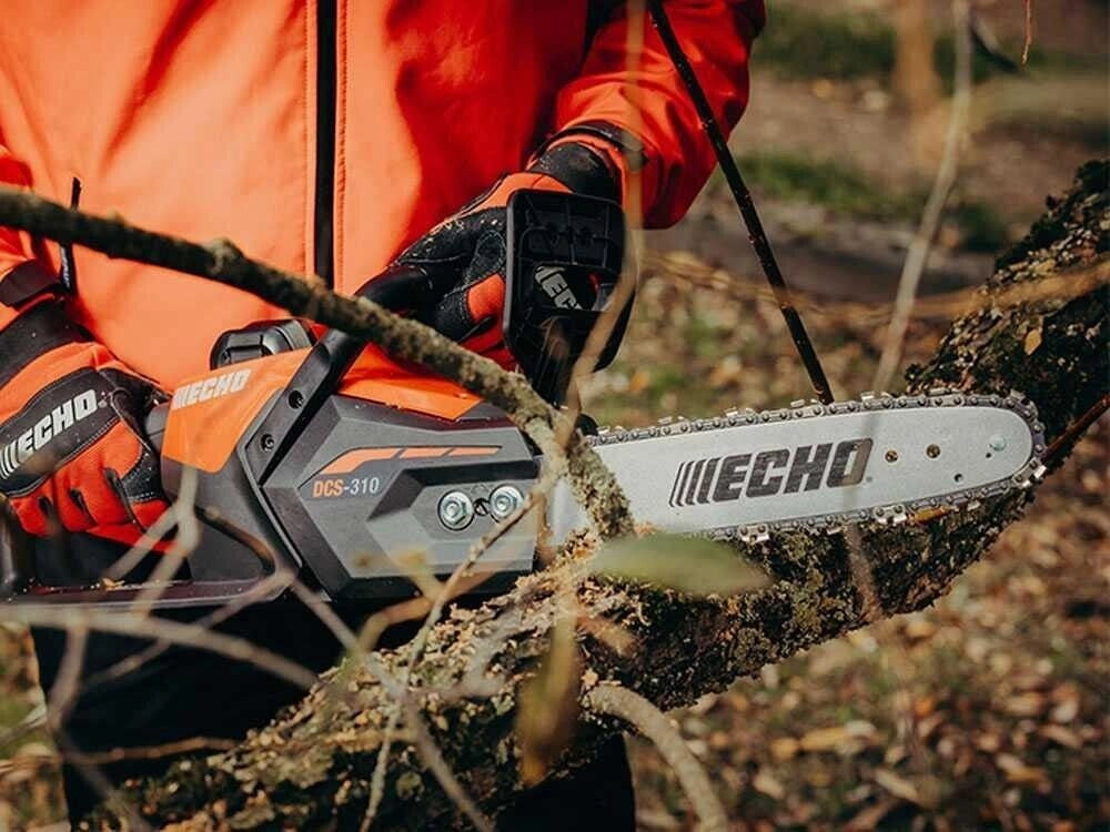 Motosega a batteria 40V Echo DCS-310 barra 30cm con batteria e caricabatteria