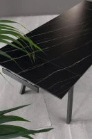 E-STYLO Tavolo allungabile con top marmo nero in ceramica e gambe in metallo bianco, 80cm X 140/200cm H. 76cm.