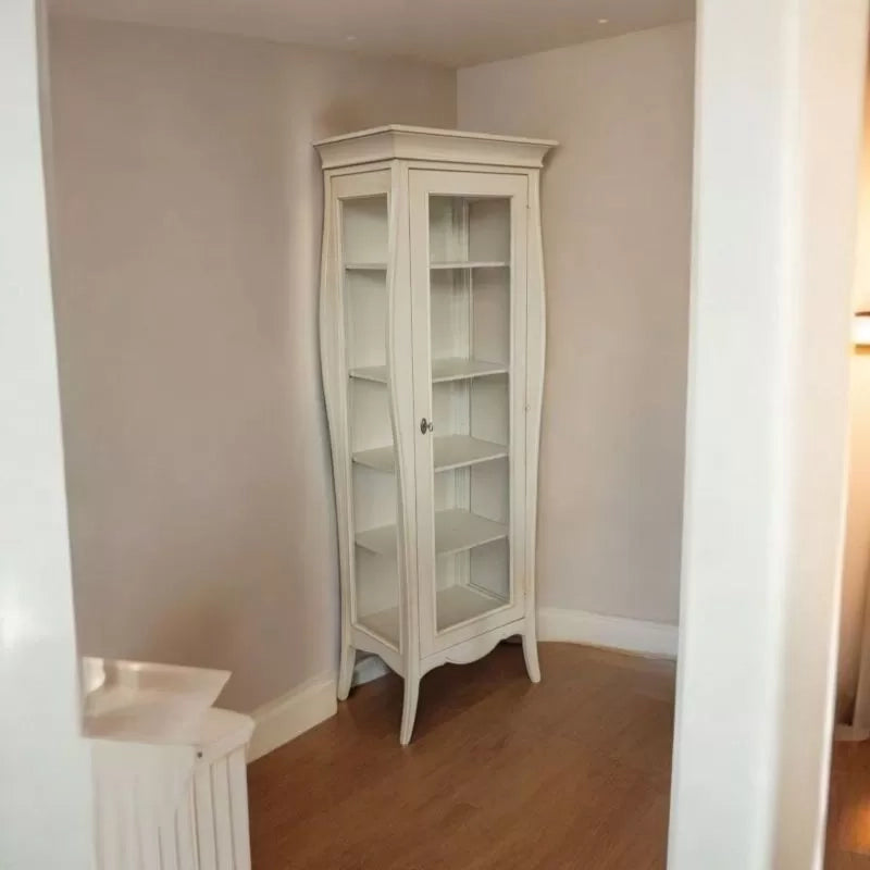Vetrina sagomata 1 porta legno shabby bianco anticato 71x48x204 (3095) - Mobili 2G