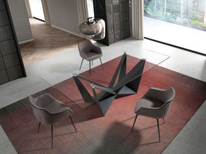 Sedia in tessuto grigio scuro