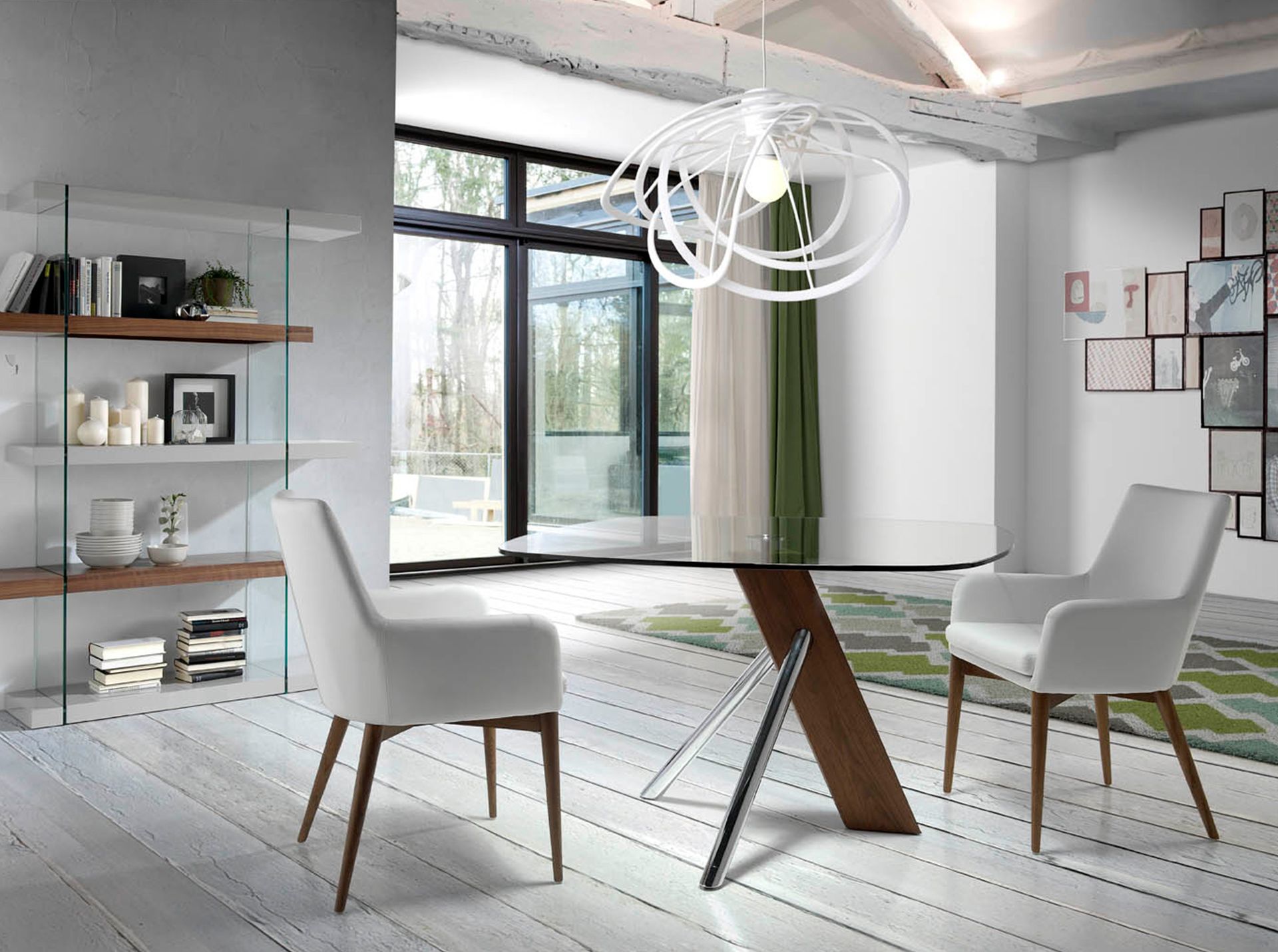 Sedia in ecopelle bianca