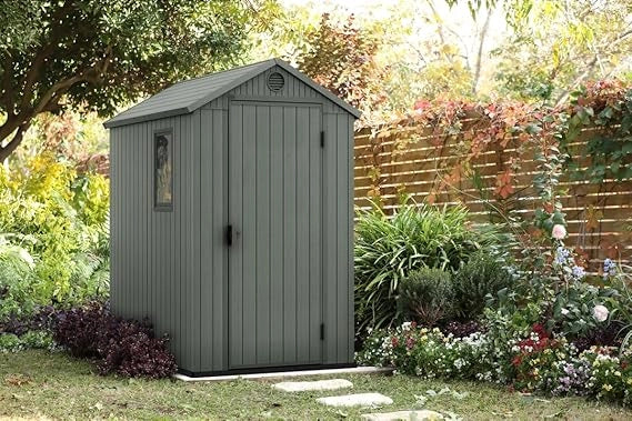 Keter Casetta da Giardino Darwin 4x6, Finitura Effetto Legno, Colore Verde Salvia, 2 m², 125,8x184,5x205H cm