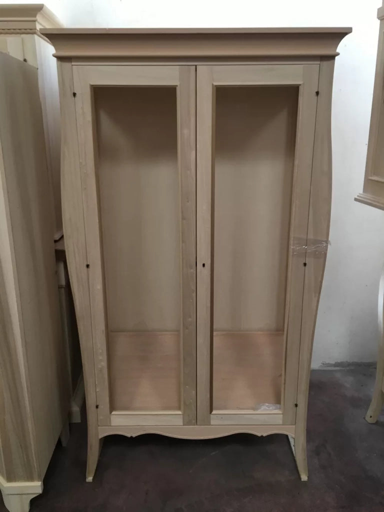 Vetrina classica bombata 2 porte in legno grezzo l.115 p.48 h.204 (3094) - Mobili 2G