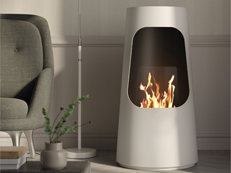 Camino da pavimento a combustibile liquido Ruby Dubai potenza 2,5 KW