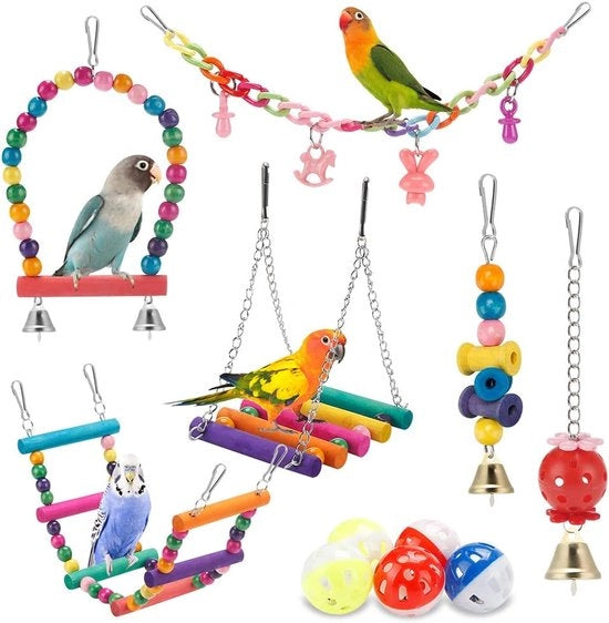 Accessori di gioco colorati per uccelli - oscillatore, lettino, scala di arrampicata - per parrocchetti, pappagalli, conuri, amadini
