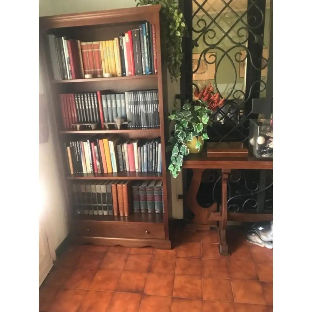 Libreria 1 cassetto 4 ripiani arte povera in legno massello e mdf con rifinitura in noce 94x36x189 H