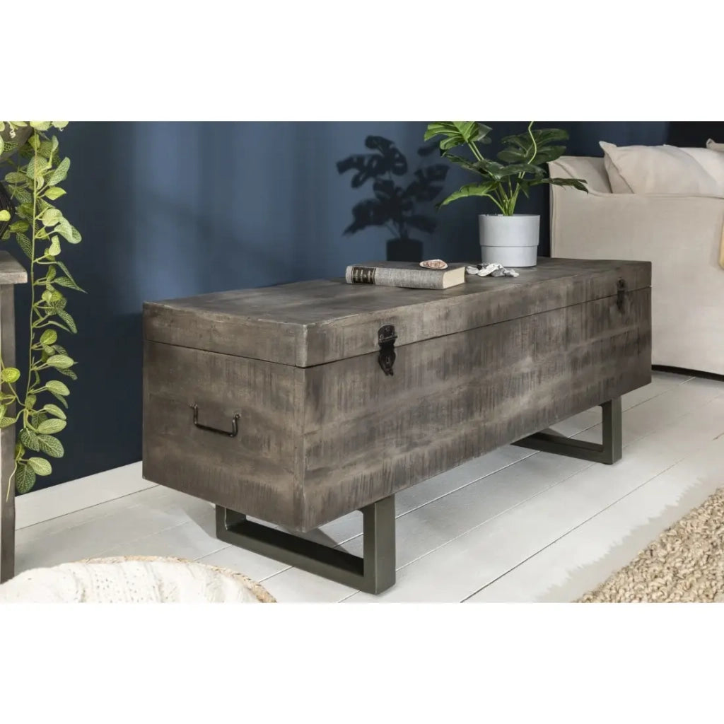 Tavolino basso o panca contenitore MERAX 115 cm grigio in legno massiccio e metallo stile industriale