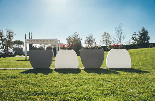 VASO FIORIERA MOD. HEART IN RESINA 100x30x80H MODERNO - MONACIS Colore: Antracite