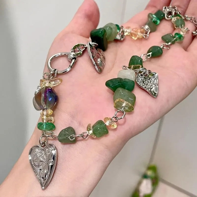 Collana fatta a mano con ciottoli verdi e cristalli, regalo di Natale per donna