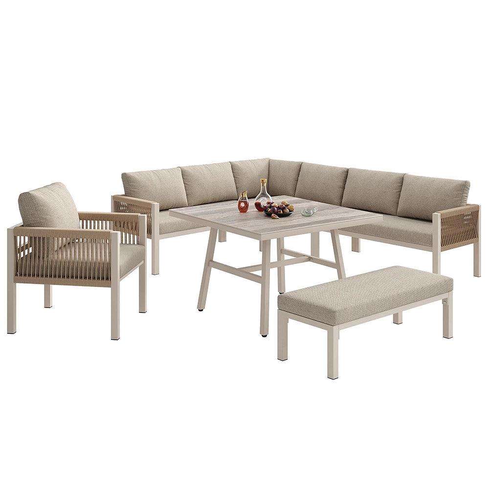 Set da giardino a L in vimini intrecciato a mano - Xylo - Fino a 8 posti, struttura in ferro robusta, cuscini beige, tavolo in vetro effetto legno e poltrona