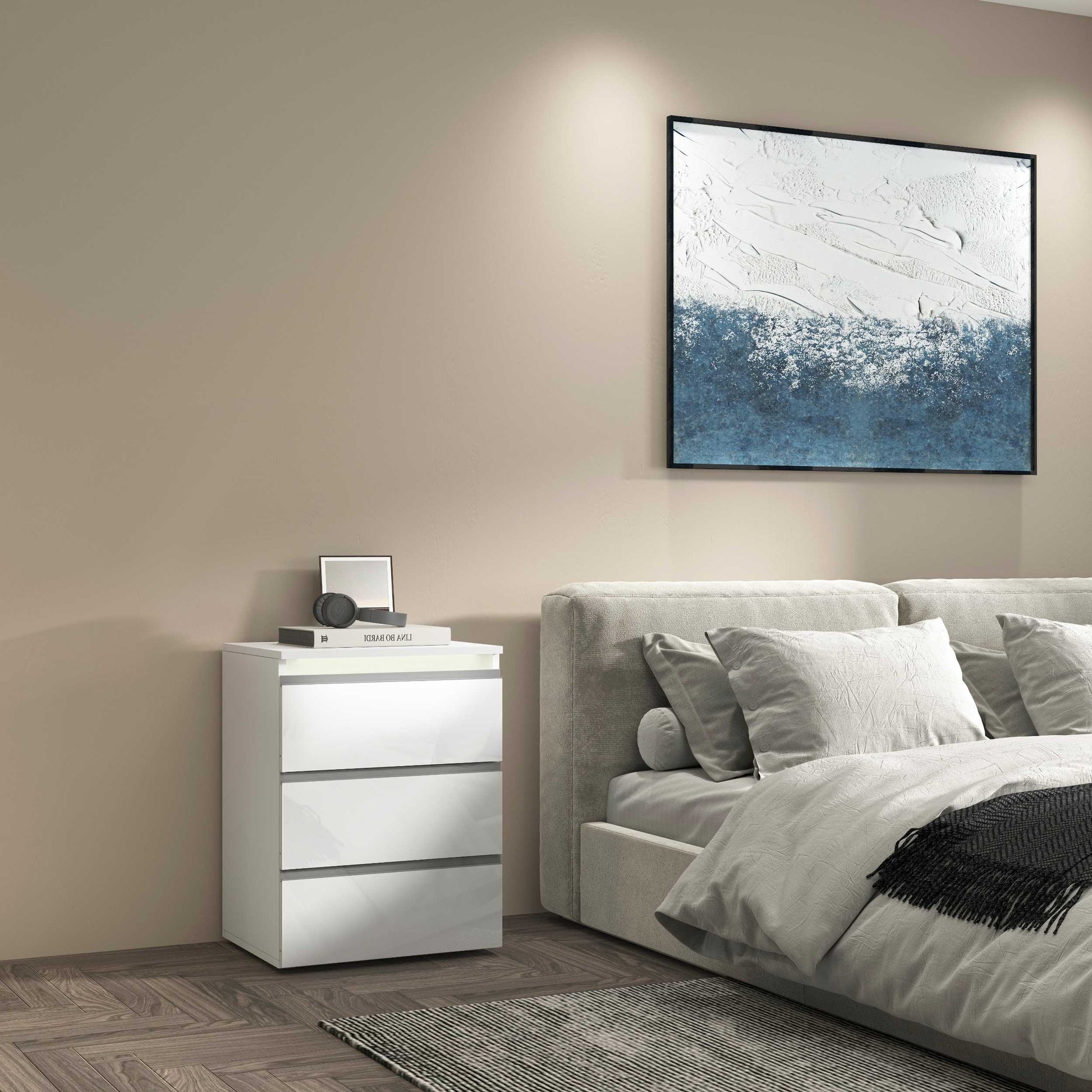 Comodino MAGIC con Luce LED Bianca 50x40x65 cm - Comodino Moderno con 3 Cassetti e Manici in Alluminio - Comodino in Legno Riciclato Bianco Lucido