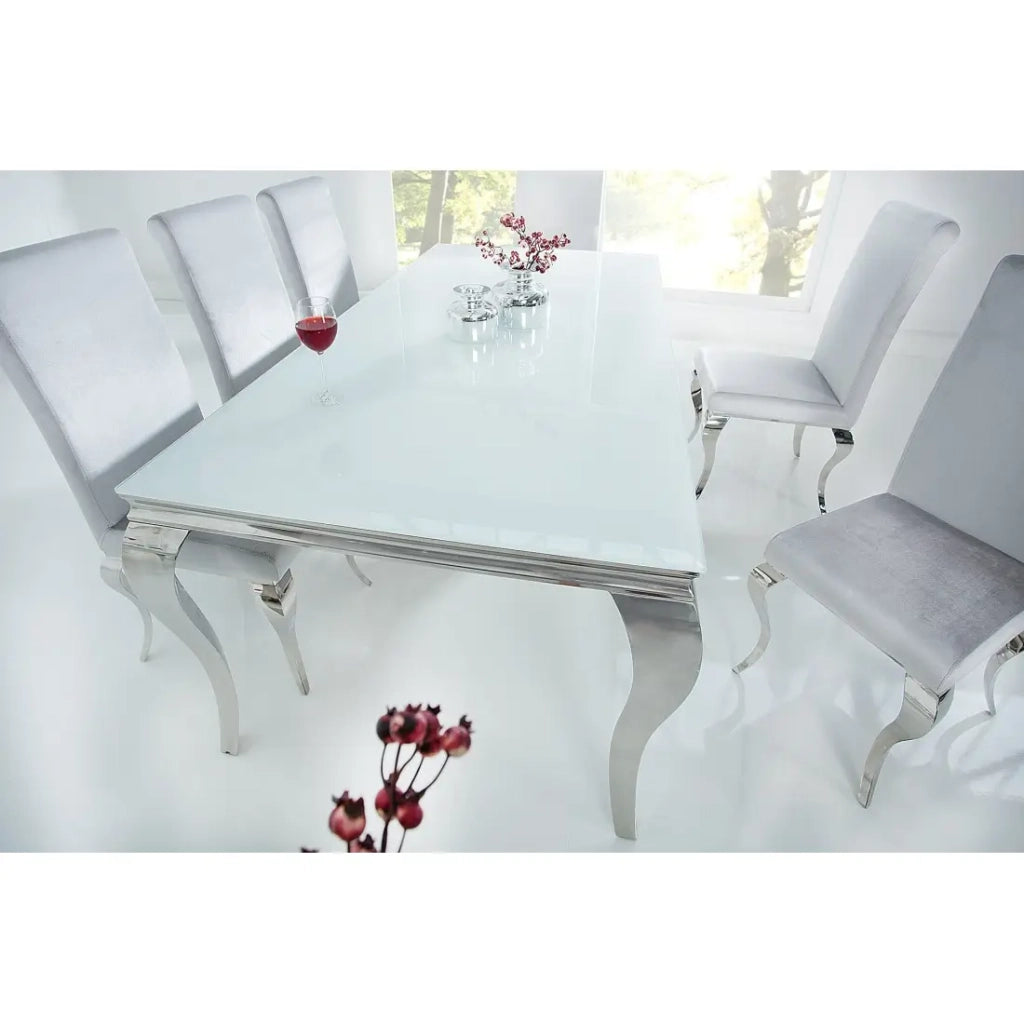 Tavolo da pranzo VELENA – Acciaio argentato e vetro opalino – 200 cm – Stile barocco moderno