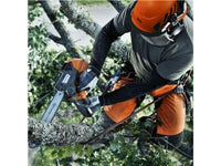 Motosega Husqvarna T540XP II 1.8 kW barra 30cm cilindrata 37.7 cmAcirc;³ peso 3.9 kg