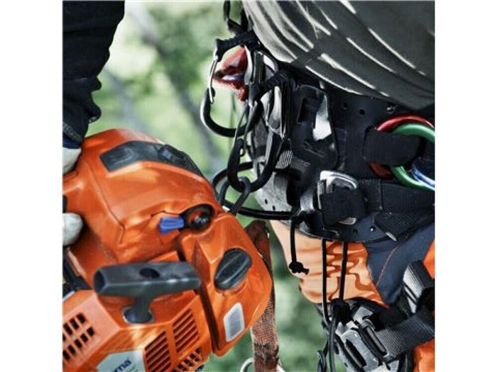 Motosega Husqvarna T540XP II 1.8 kW barra 30cm cilindrata 37.7 cmAcirc;³ peso 3.9 kg