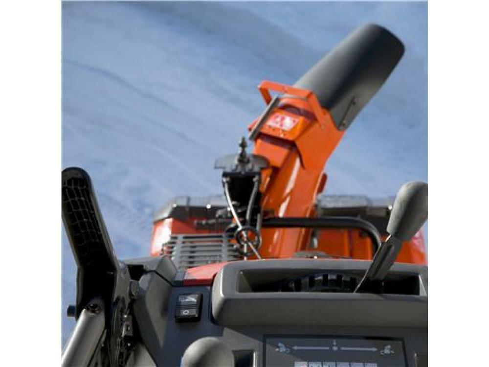 Spazzaneve professionale Husqvarna ST227 due stadi fresa 68cm motore 254cc 8,5Hp