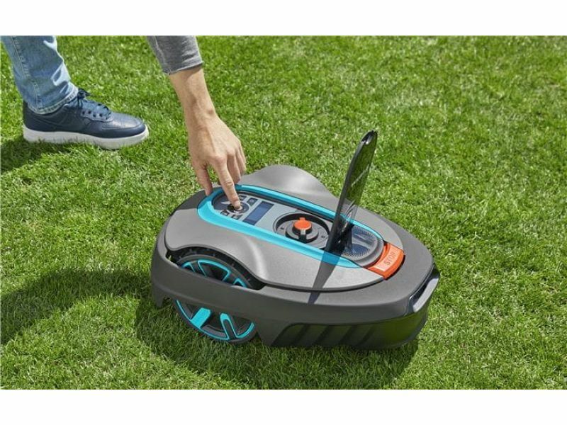 Robot tagliaerba Gardena Sileno Minimo 250 per prati da 250mq con Bluetooth