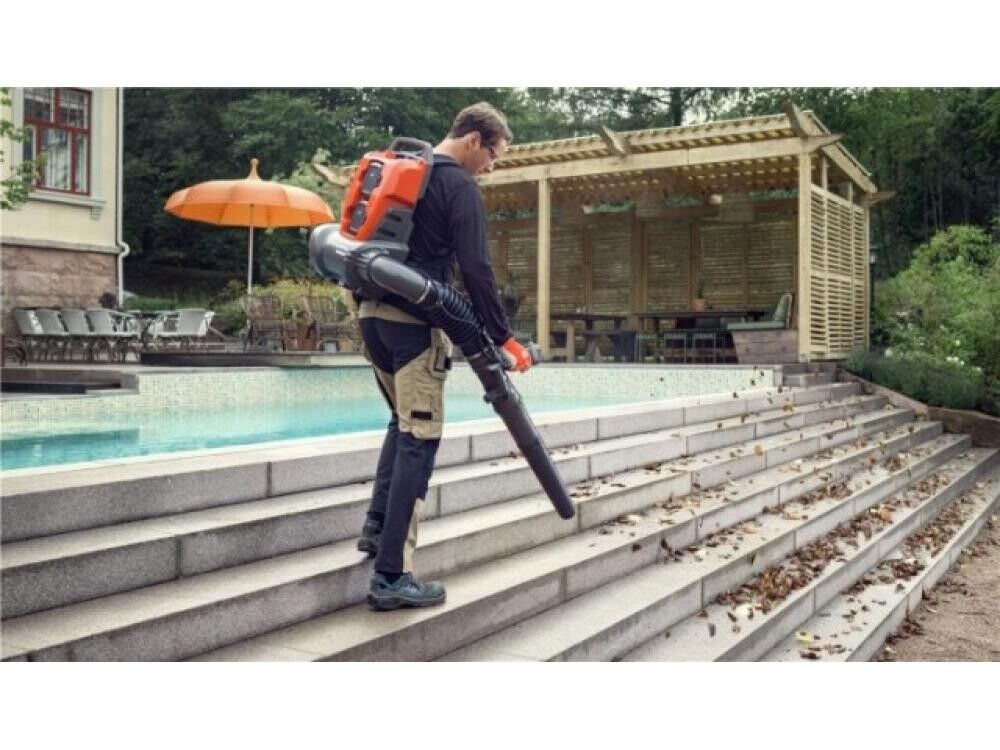 Soffiatore a zaino Husqvarna 340iBT senza batteria e carica